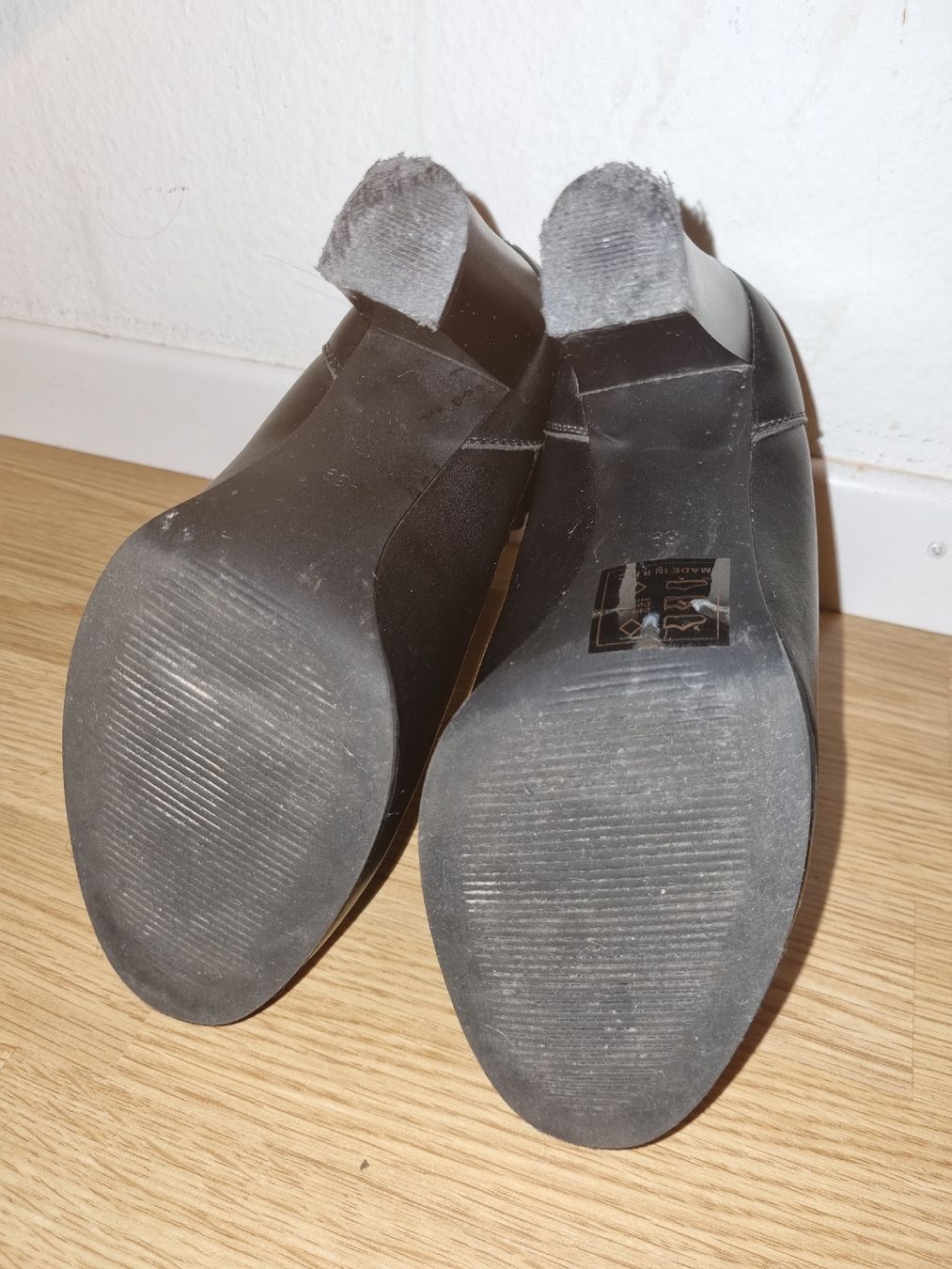Scarpe da donna: Black heeled ankle boots, size 39, great condition! – Usato da Zürich venduto da aud_f2cx 5