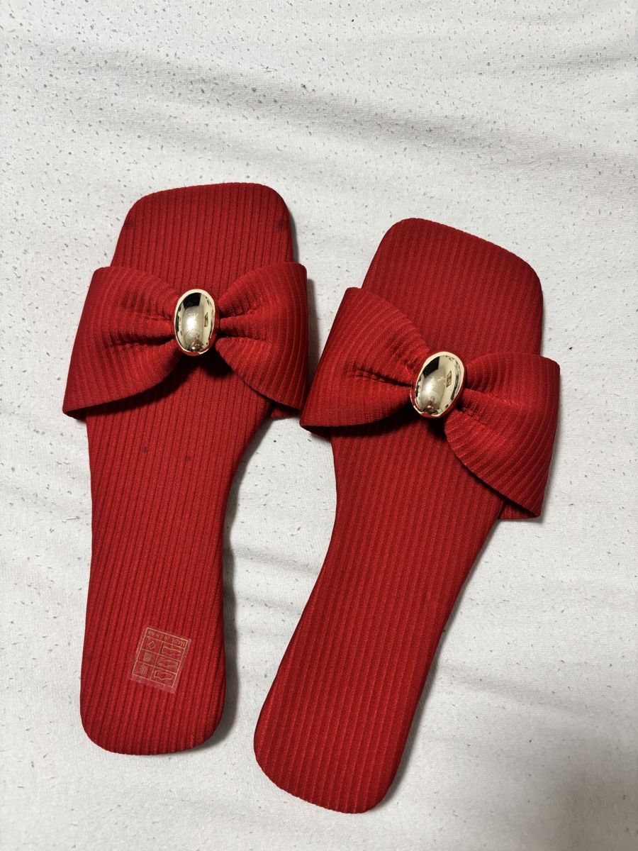 Chaussures femmes: Claquettes  – Neuf (Voir description) à Monthey par Susii_M