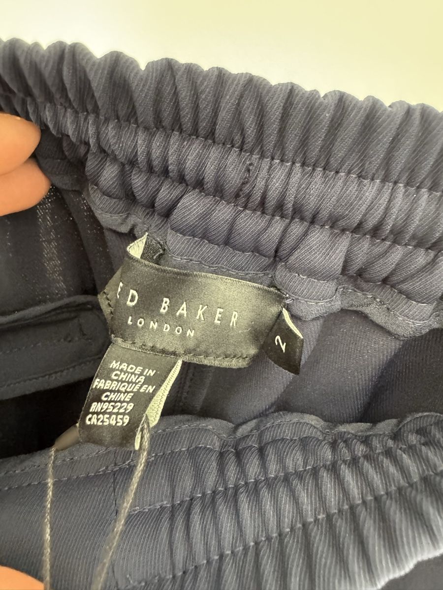 Ted Baker Hosen: Ted Baker Straight Leg Jogger Dunkelblau   – Neu und originalverpackt aus Zürich von di_archive 4