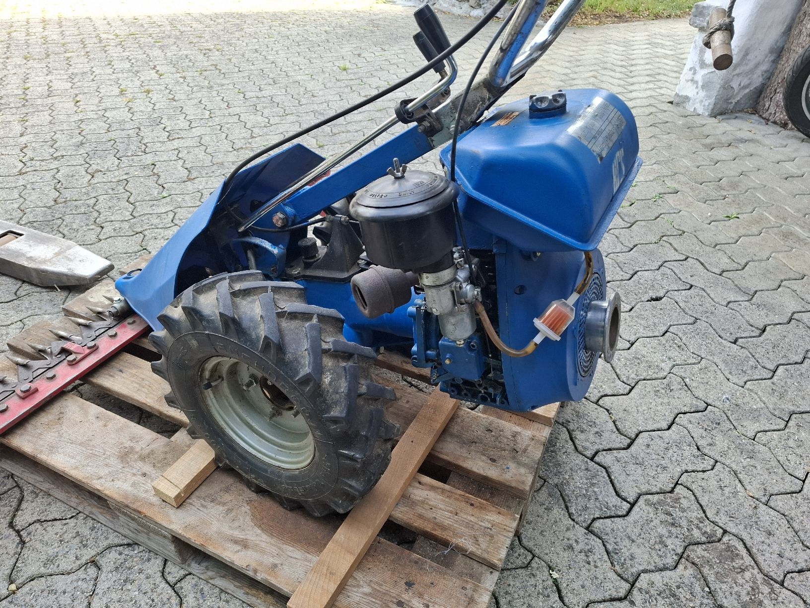 BCS Toutes les machines: Motormäher BCS – Défectueux à Schwanden-Brienz par Burgiba3000 2