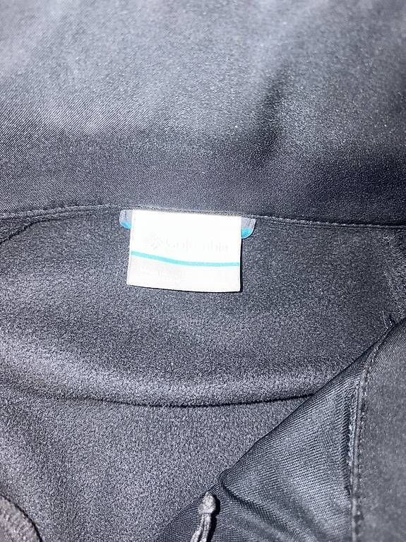 Jacken: Columbia Softshelljacke gr. L – Gebraucht aus St. Gallen von 84PYREXLIVIN06 1