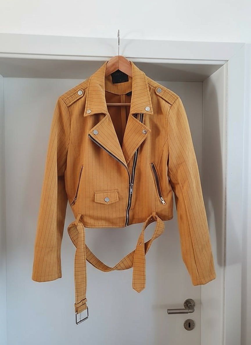 Giacche: Stylische Shortcut Jacke Grösse L – Usato da Zürich venduto da ale_xxz7 2