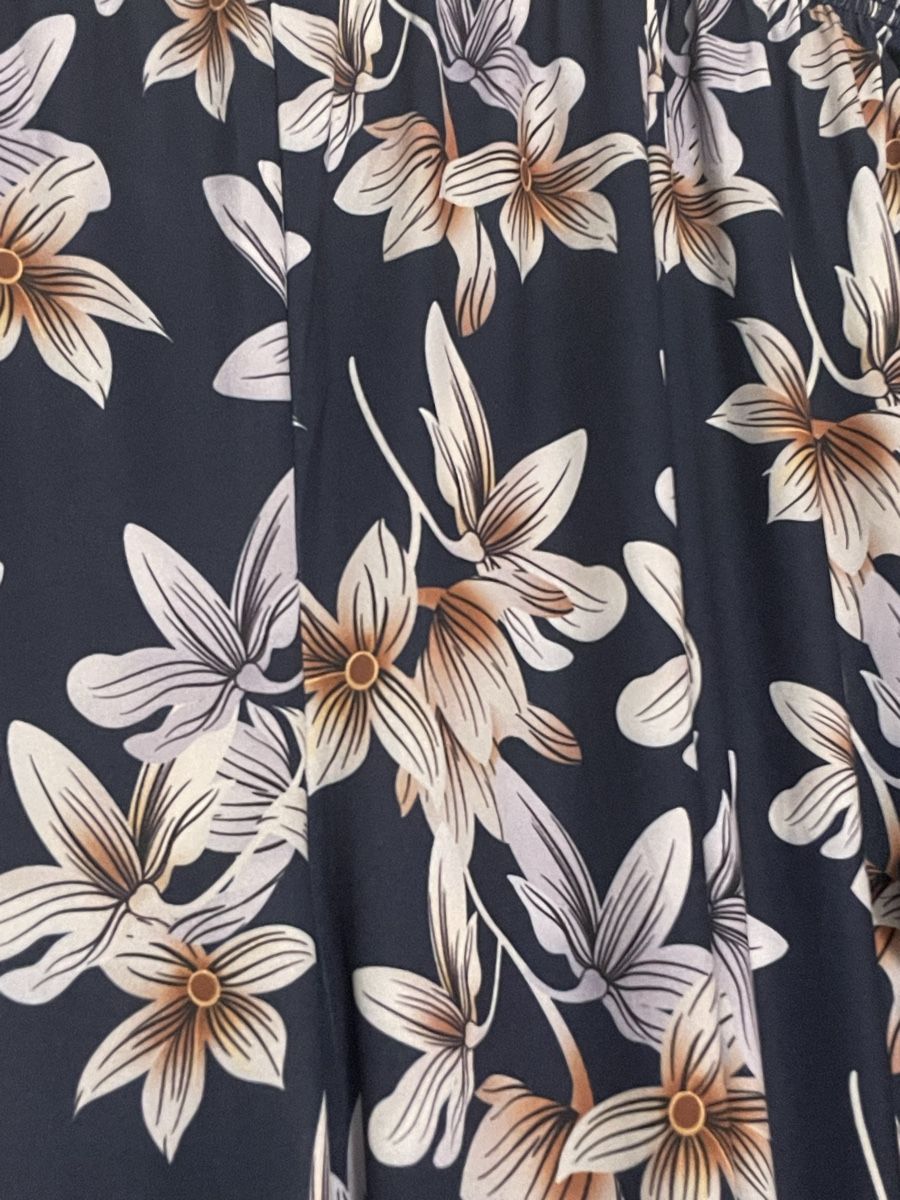 Anzüge & Kostüme: Set Bluse und Hose – Neu (gemäss Beschreibung) aus Gossau ZH von Lavinia07 1