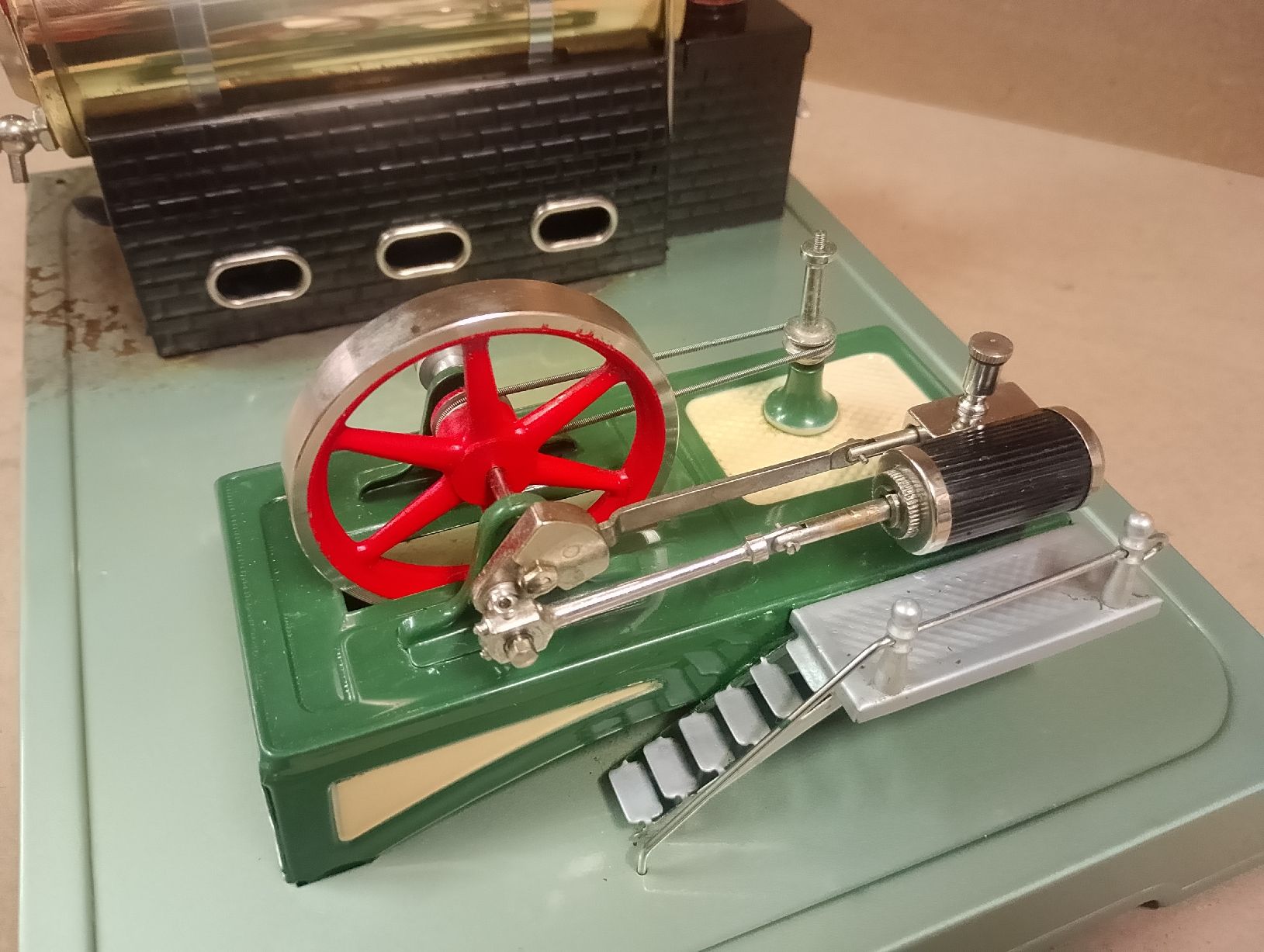 Kit di modellismo & Modellini statici: Dampfmaschine von Fleischmann 122/4 ca 1960 ???? – Usato da Safenwil venduto da dodgewc12 8