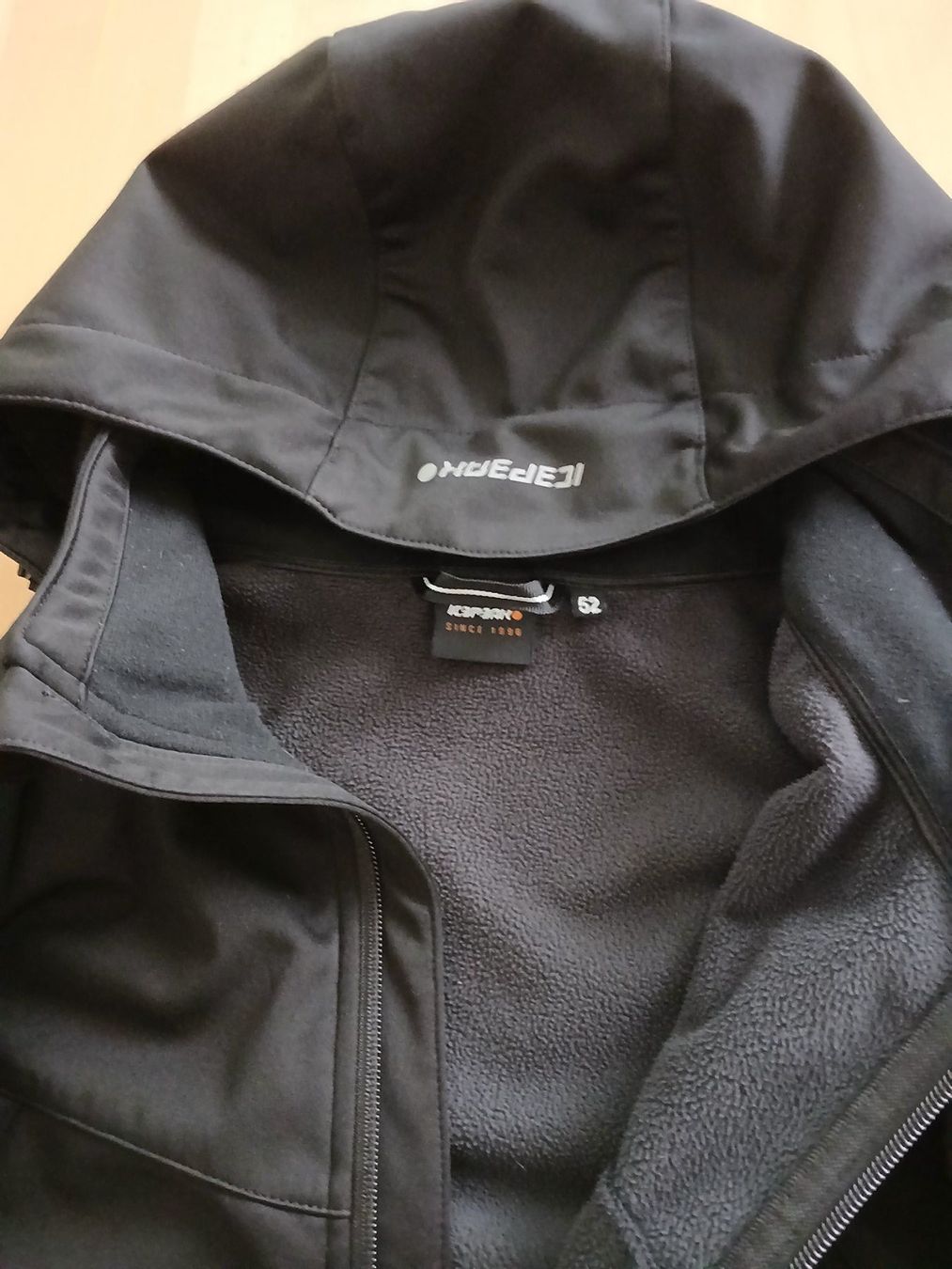 Giacche: Icepeak A.W.S. Active Softshelljacke schwarz Grösse 52 – Usato da Montlingen venduto da Mabesi 3
