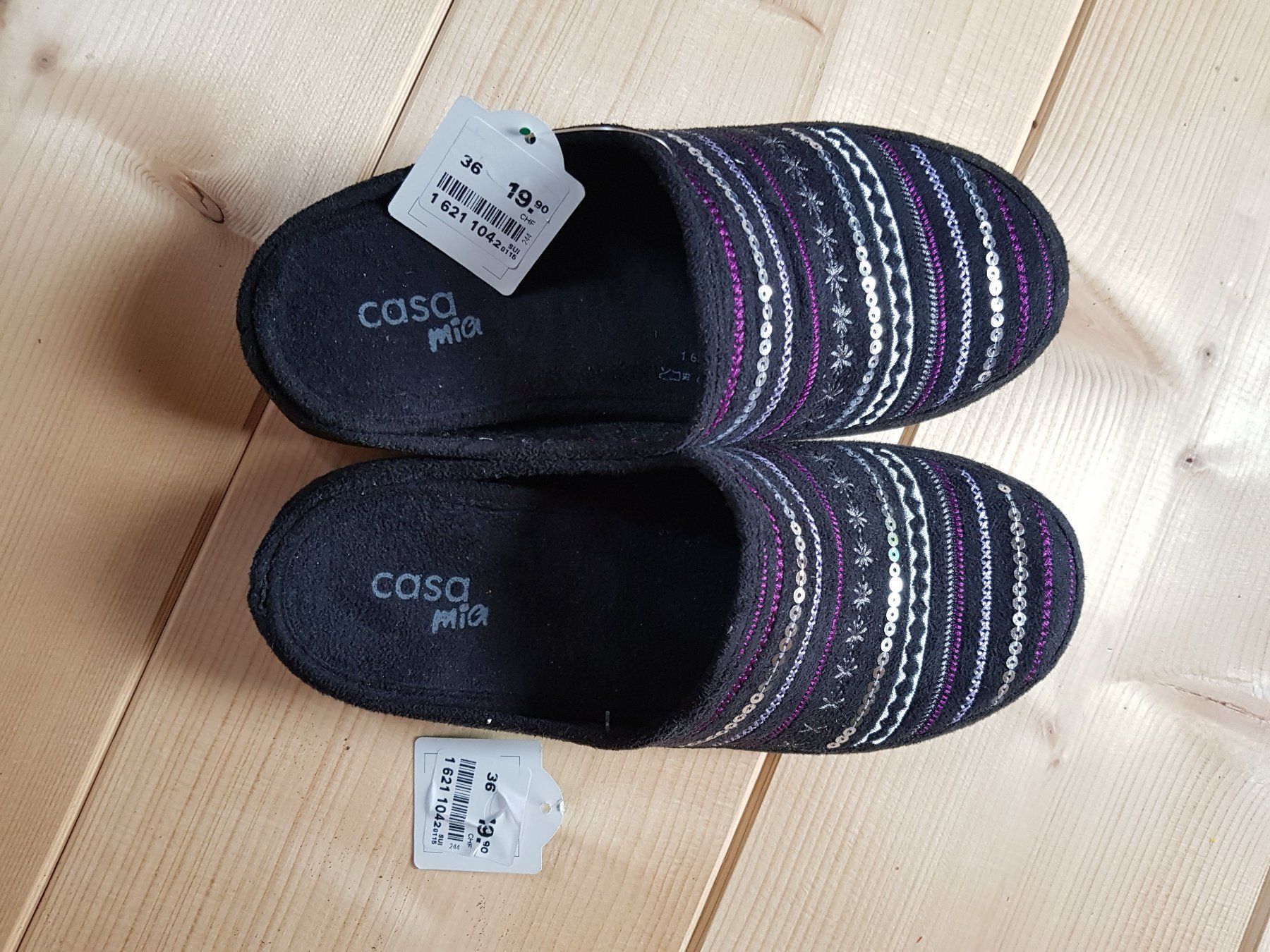 Scarpe da donna: Casa Mia Hausschuhe – Nuovo e nell'imballaggio originale da Zweisimmen venduto da Adorable