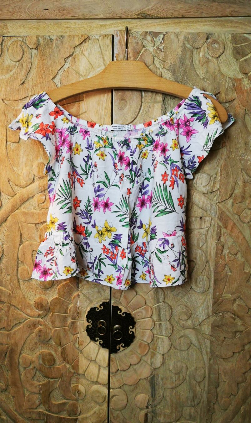 Bershka Tops: Bershka Flower Print Sommerbluse - S – Gebraucht aus Wettingen von JasminL92 2