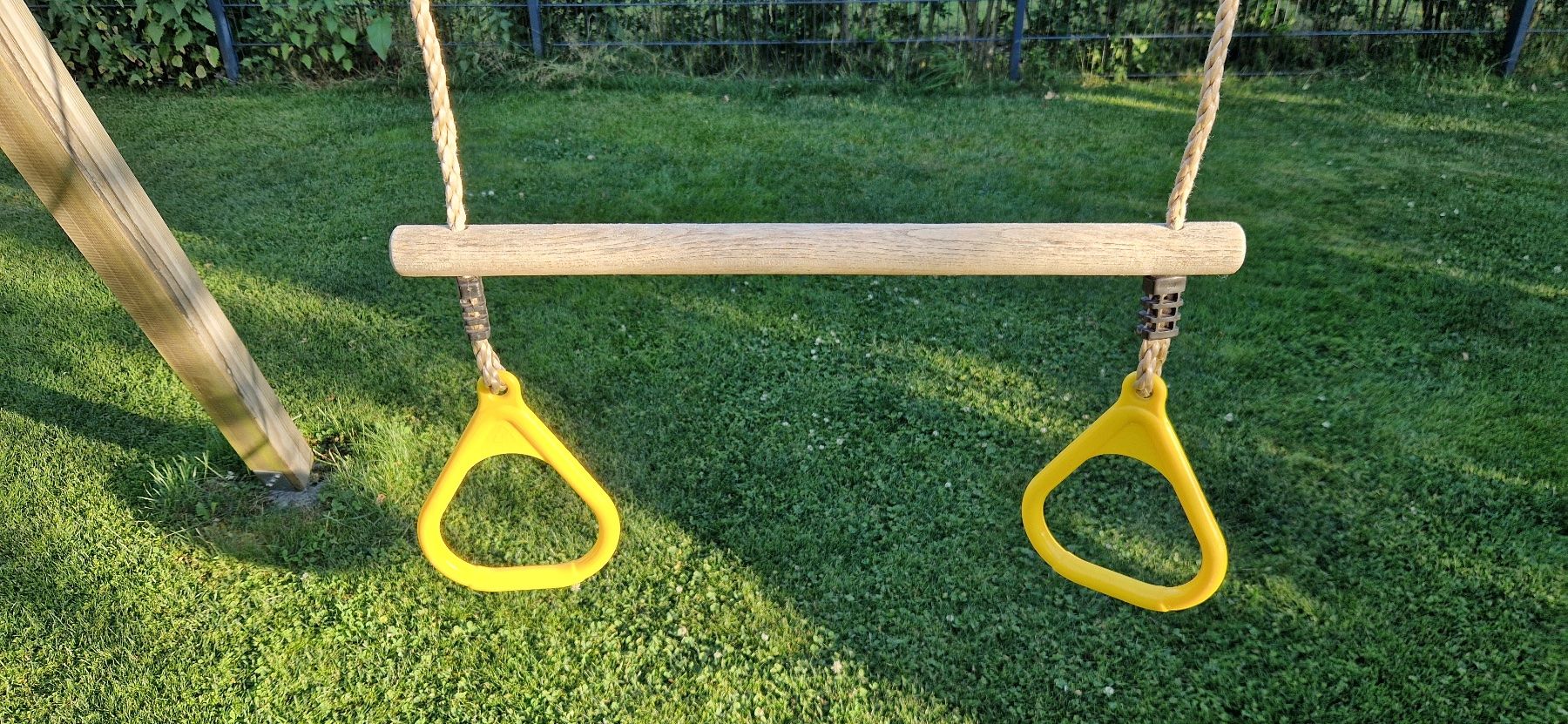 Altre altalene da giardino: Tellerschaukel und Holztrapez mit Kunststoffringen – Usato da Niederstetten venduto da Elmar77 1
