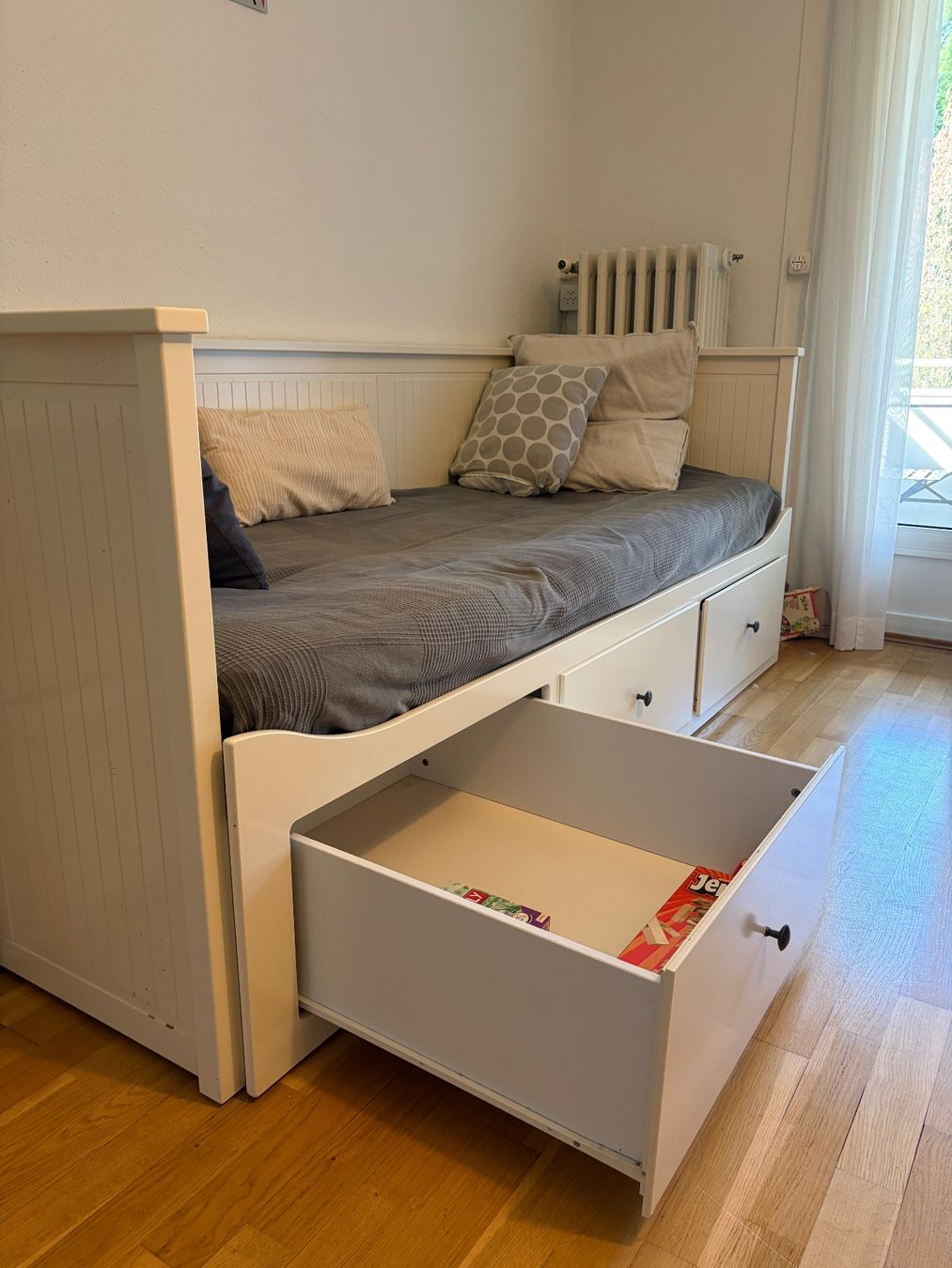 Ikea Divani: Sofa IKEA Weiss mit Schubladen – Usato da Zürich venduto da noa_8tj5 2