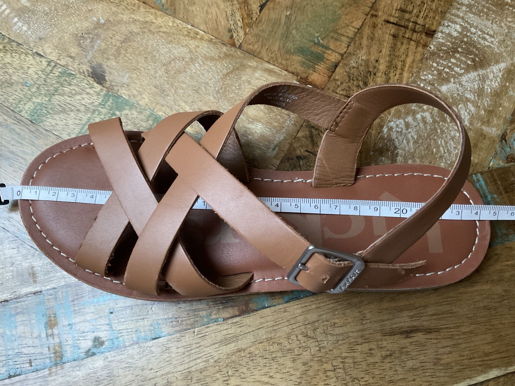 Kickers Chaussures filles: Kickers Ledersandale Gr.37 – D'occasion à Bachenbülach par Sybeco 7