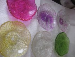 GLASS    SCHÄLCHEN   FARBIG