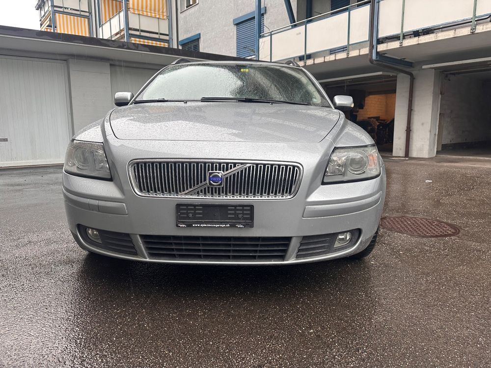 Volvo V50 2.0D mit AHK