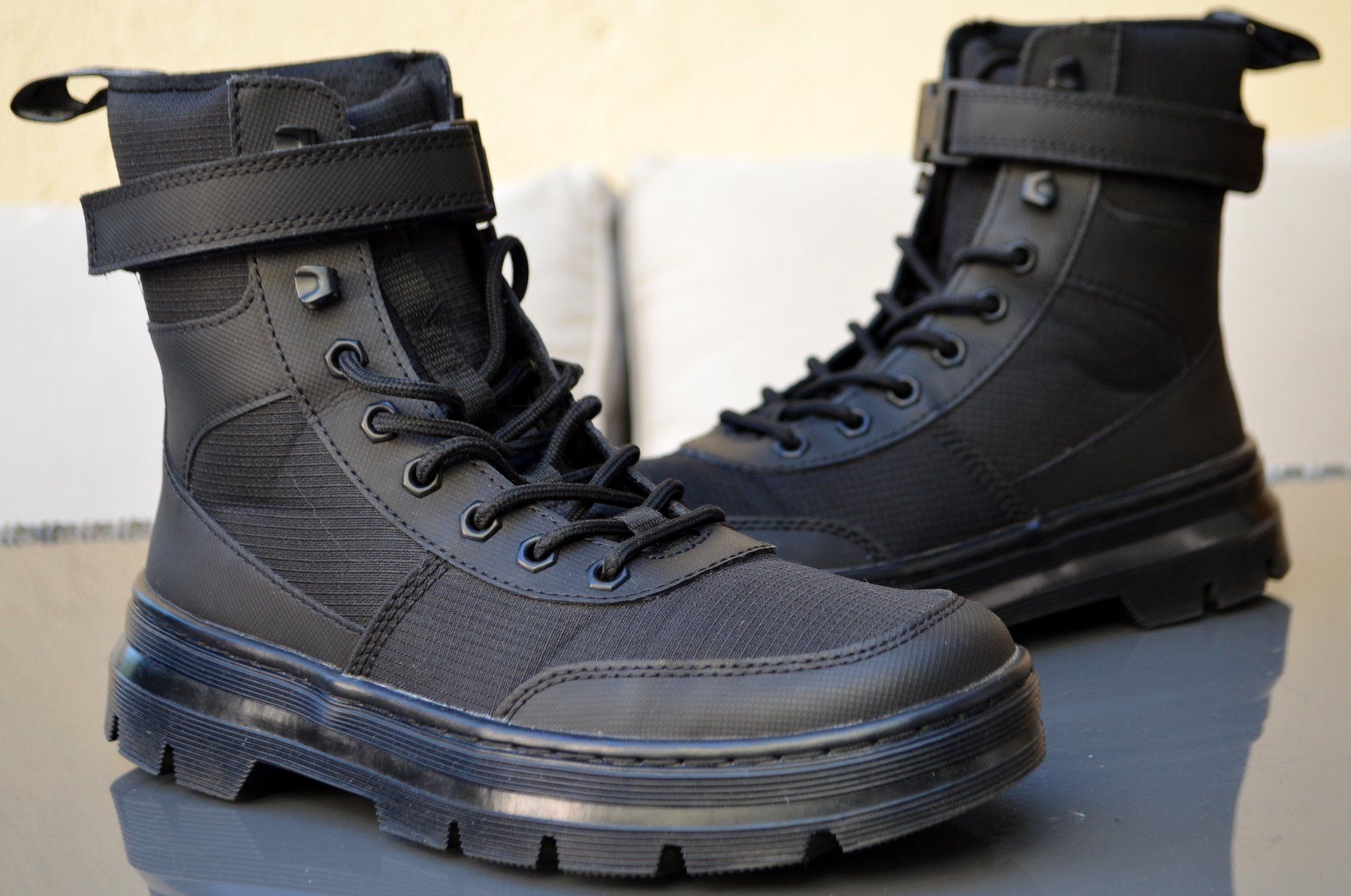 Dr. Martens Scarpe da uomo: Boots / Bottes Dr. Martens Comb Tech   .41 – Nuovo (secondo la descrizione) da Collonges venduto da arashee 1