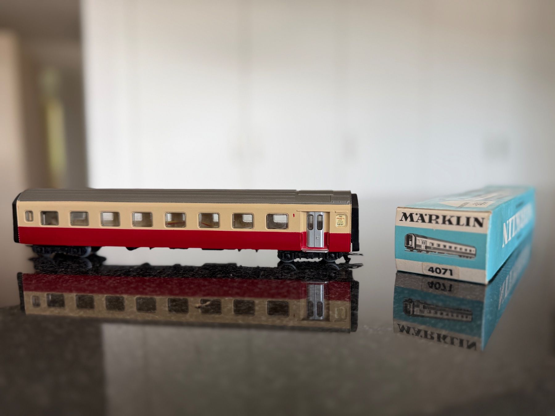 Märklin Modellini di ferrovie: Märklin TEE 3071 + wagon supplémentaire – Usato da Torny-le-Grand venduto da fuchsi-66 2