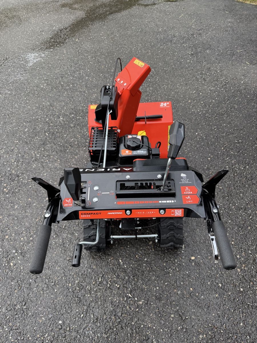 Tutte le macchine: Ariens COMPACT 24 RAPIDTRAK NEU NP: 3650.- – Nuovo e nell'imballaggio originale da Meiringen venduto da ret_p5tk 2