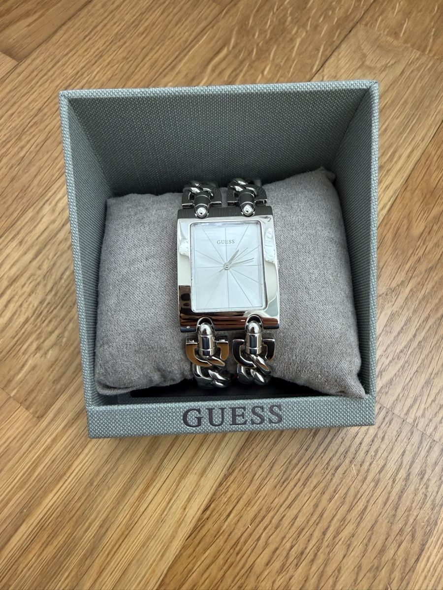 Guess Orologi: Wunderschöne originale Guess Uhr ✨ – Nuovo (secondo la descrizione) da Basel venduto da car_l7yd