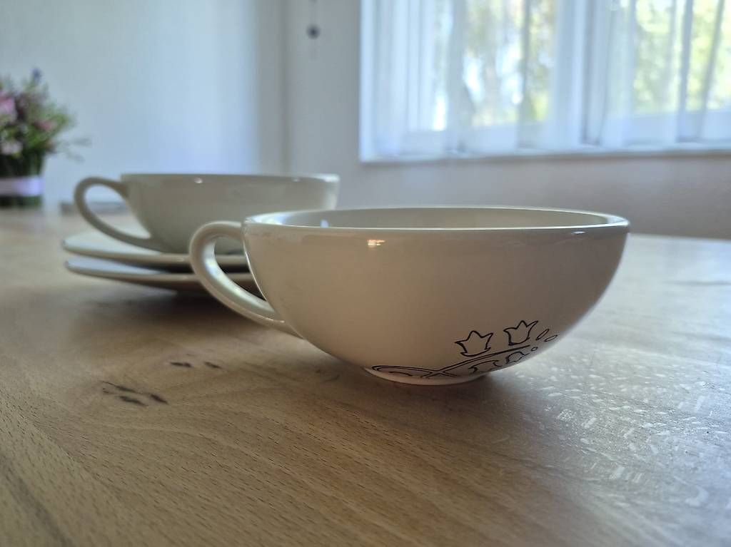 Set di piatti: Teeservice 4-teilig weiss blau - neuwertig – Usato da Buttisholz venduto da Ottilia31 2