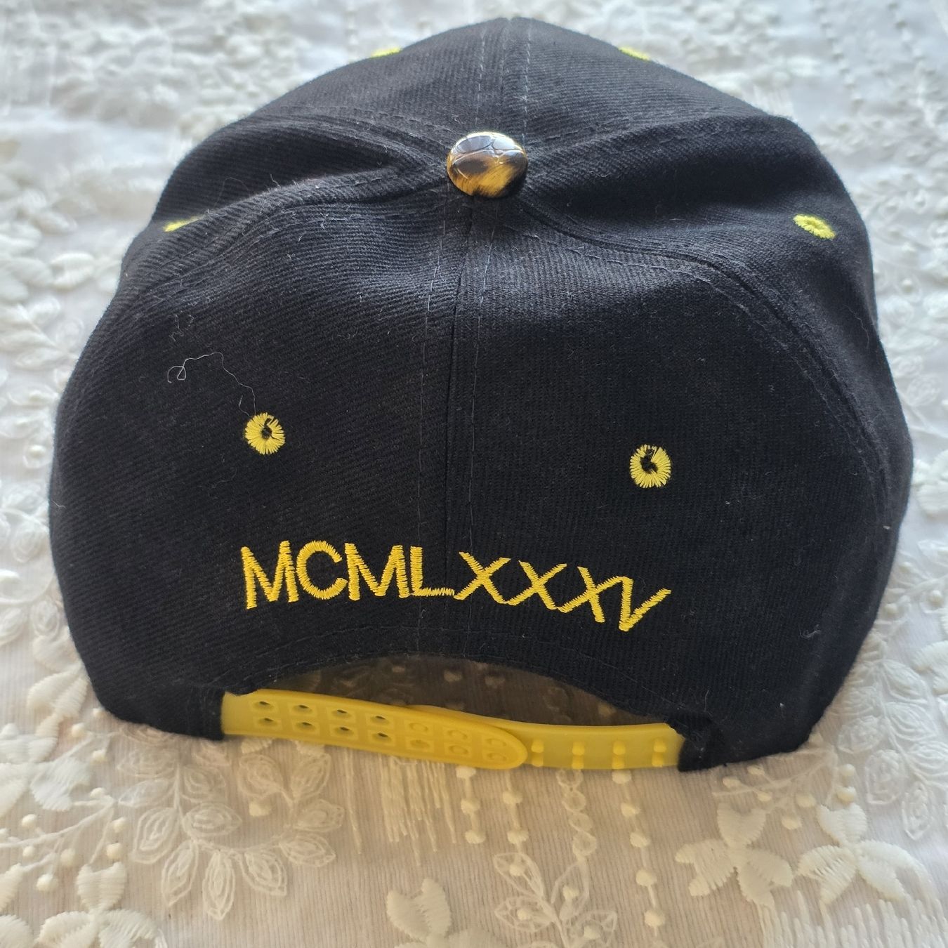 Altro in  Abbigliamento & Accessori: Coole Snapback Cap mit Leopardenmuster, neu – Nuovo (secondo la descrizione) da Rheinsulz venduto da Gilea 2