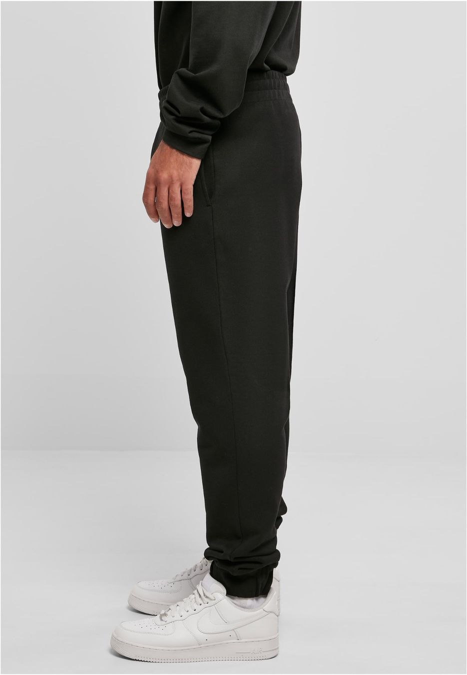 Hosen: UGi Ultra Heavy Sweatpant - Schwarz – Neu und originalverpackt aus Regensdorf von StyleTown 3