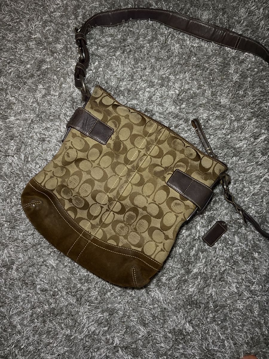 Coach Borse: Coach Schultertasche braun Logo Muster – Usato da Brislach venduto da edu_t6pq 5
