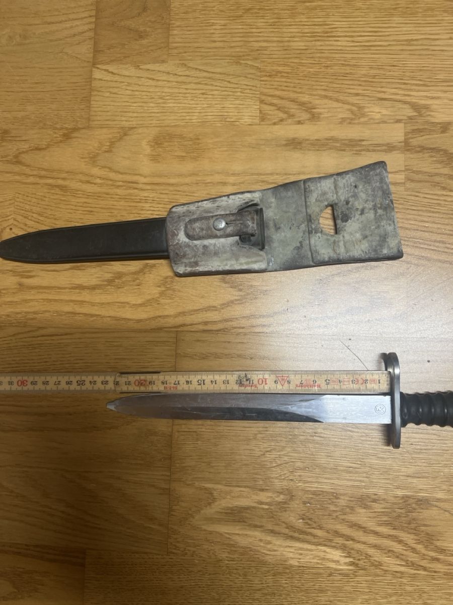 Schweizer Armee Armi bianche: Bajonett mit Scheide, 28 cm Klinge, gebraucht – Usato da Andwil SG venduto da jan_75d5