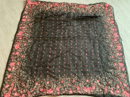 Vintage Seidenfoulard Michel Paris schwarz Blumenmuster