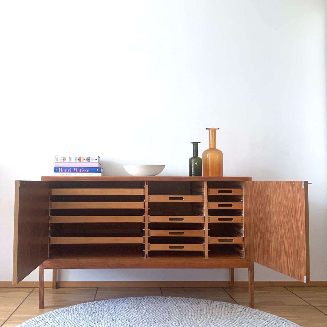 Cassettiere: Sideboard/Kommode aus den 60/70er Jahren – Usato da Winterthur venduto da Trouvailles-77 4