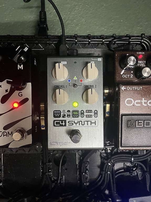 Strumenti musicali: Source Audio C4 Synth – Usato da Orselina venduto da andre.sampaio