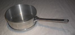 Robuste Alu - Pfanne mit Stiel