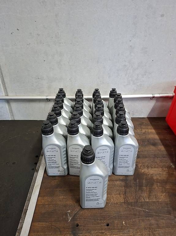 Oli & Additivi: G 052 529 A2 Getriebeöl  – Usato da Utzigen venduto da Stefuu 1