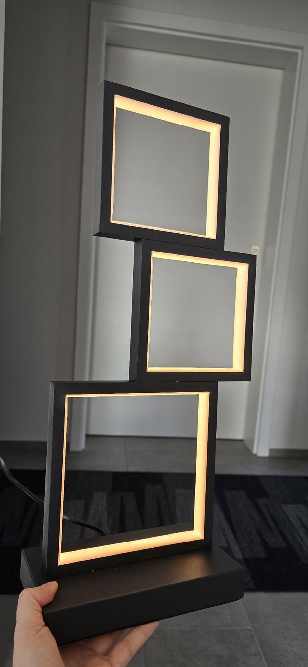 Lampade: LED Tischlampe Quadrat schwarz Neu – Nuovo e nell'imballaggio originale da Rheinau venduto da inStyleSg 3