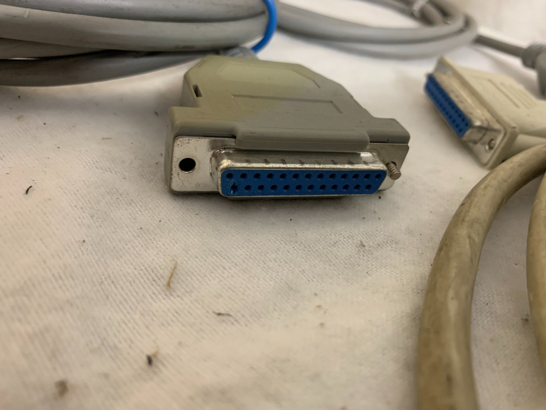 Kabel: 3x Spezialkabel  (S636) – Gebraucht aus Däniken SO von Profog1 3