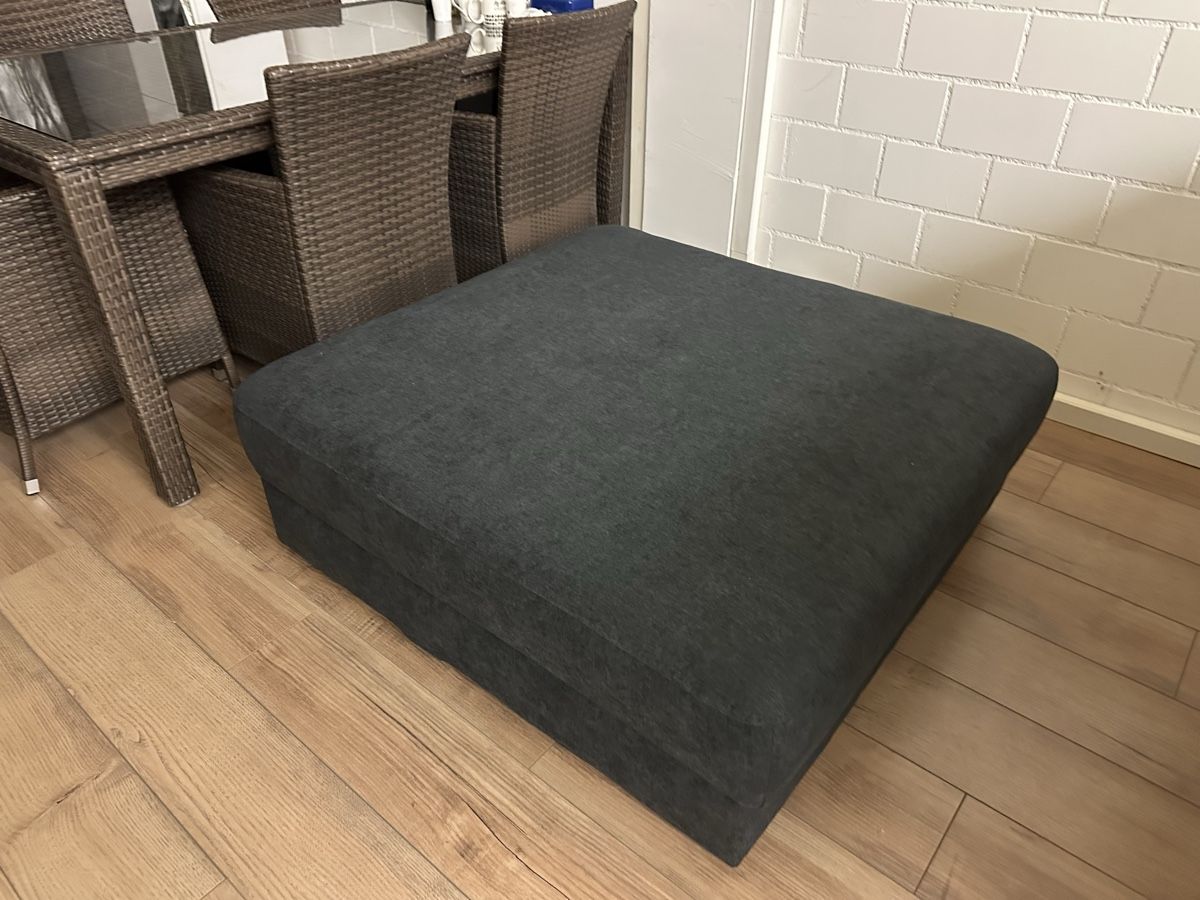 Tabourets: Mega Hocker Neu – Neuf avec emballage d'origine à Sevelen par Stopglobal. 1