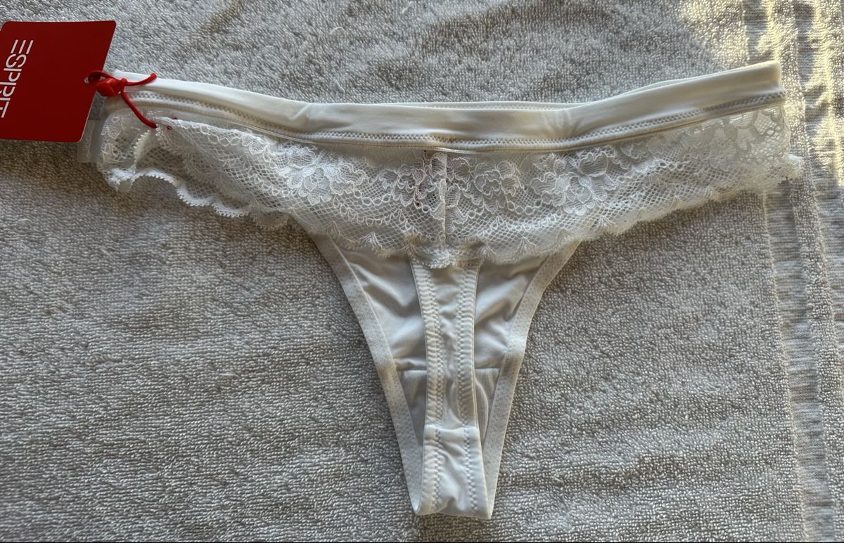 Esprit Altra biancheria intima: 2 tanga Esprit **NUOVI** – Nuovo e nell'imballaggio originale da Castel San Pietro venduto da Moregi 7