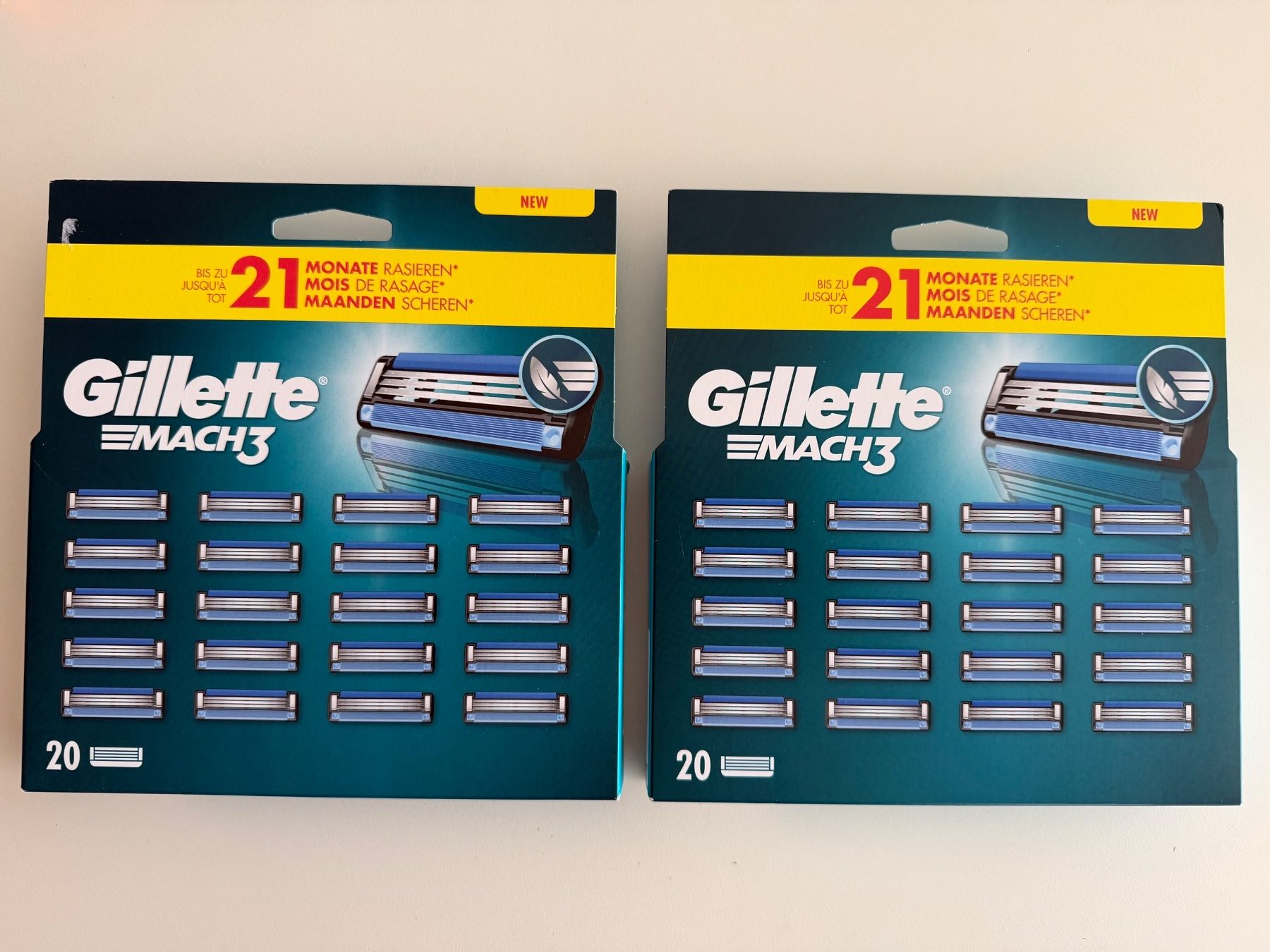 Gillette Rasierapparate & Rasierklingen: Gillette Mach3, 40 pcs – Neu und originalverpackt aus St-Gingolph von GoldenKeys