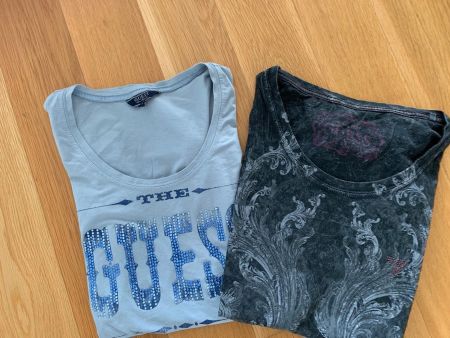 2 Guess T-Shirts in M (36/38) ❤❤