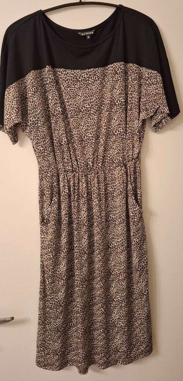 Vestiti: KLEID   42 – Usato da Bern venduto da klyur