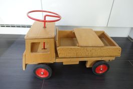 Holzlastwagen Wisa Gloria