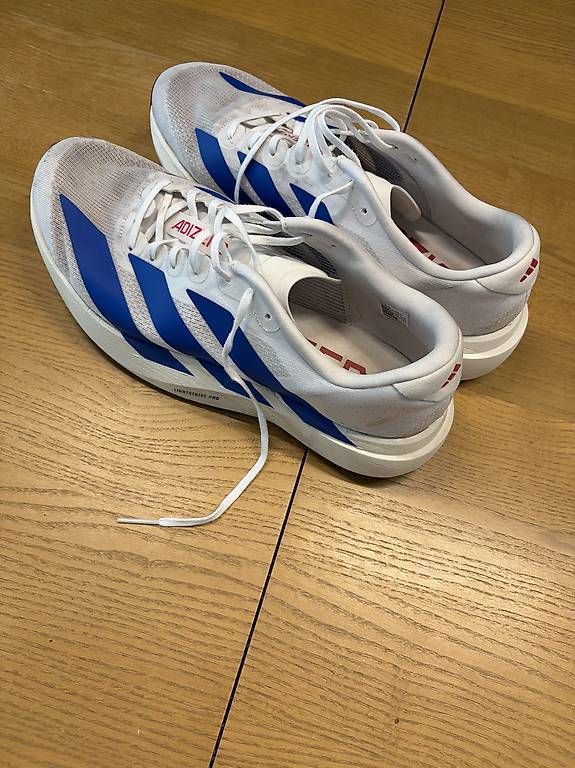 Adidas Herrenschuhe: Adizero Evo SL - Grösse 44 – Gebraucht aus Kloten von SilCarbo 1
