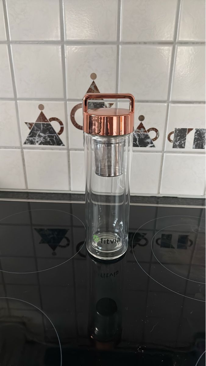 Borracce & Thermos: Fitvia Teeflasche Glas mit Sieb gebraucht – Usato da Hochfelden venduto da lor_xt2h