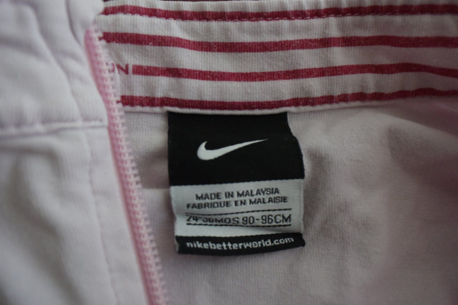 Giacche & Cappotti: Trainer Oberteil Nike Mädchen, Gr. 98 – Usato da Densbüren venduto da TutaLarsen 2