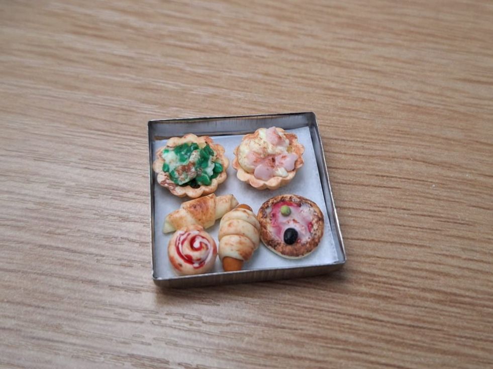 Puppenhäuser & -möbel: Backblech mit Apero Gebäck Handgemacht – Neu (gemäss Beschreibung) aus Zürich von HandmadeTinyFood 2