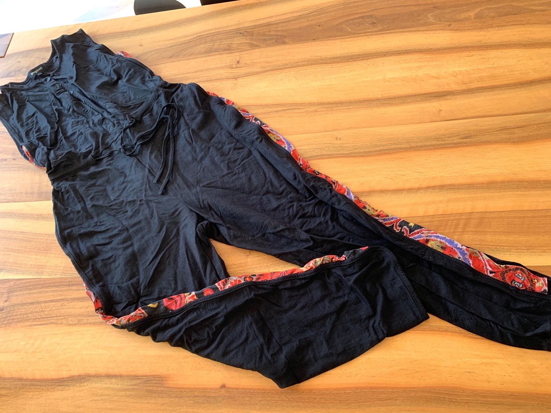 Desigual Tute: DESIGUAL Jumpsuit/Overall Grösse L – Usato da Meiringen venduto da snahhanssnah