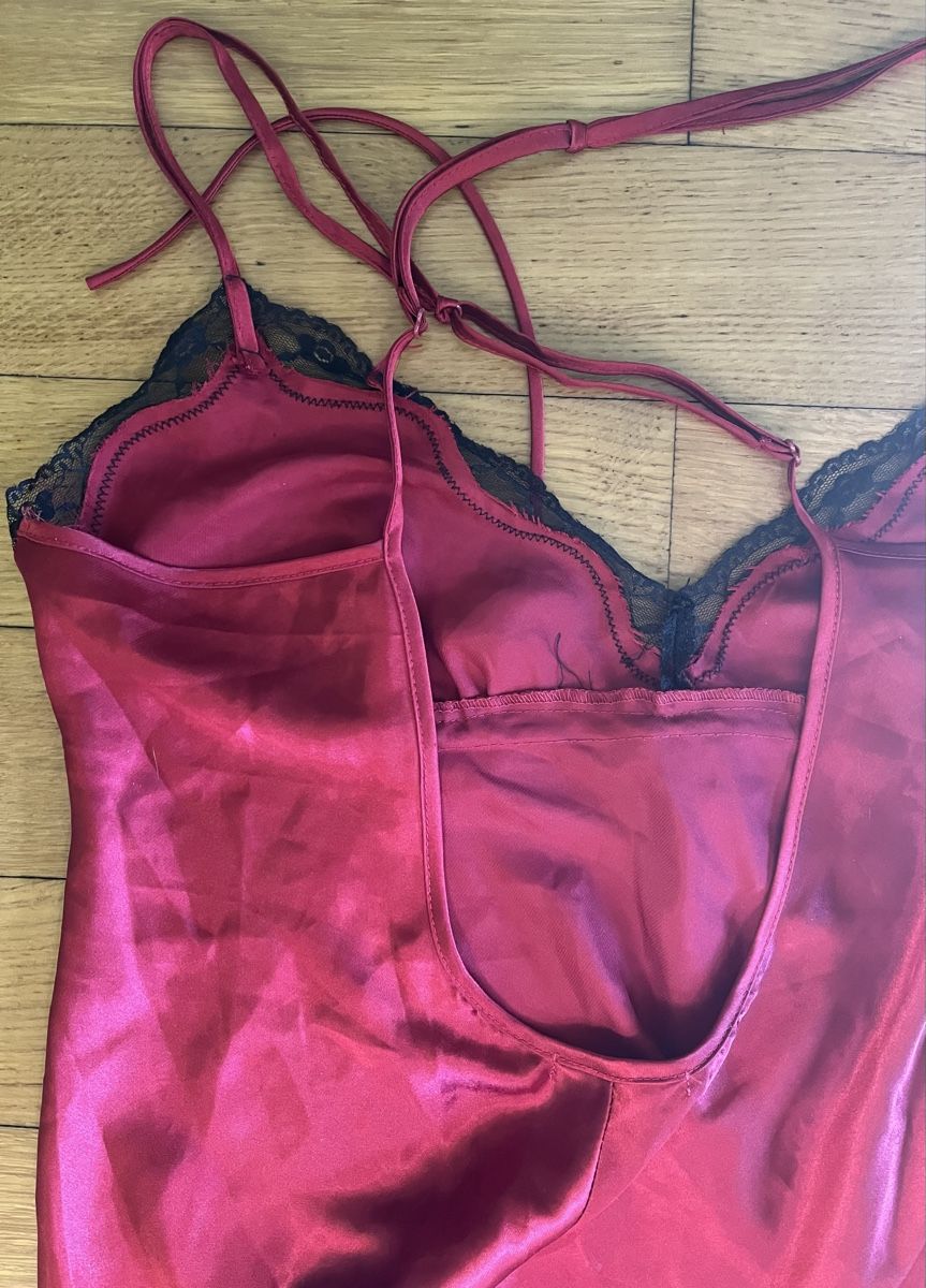 Negligees & Pigiami: Rotes Nachthemd aus Satin – Usato da Bern venduto da mal_fdm5 1