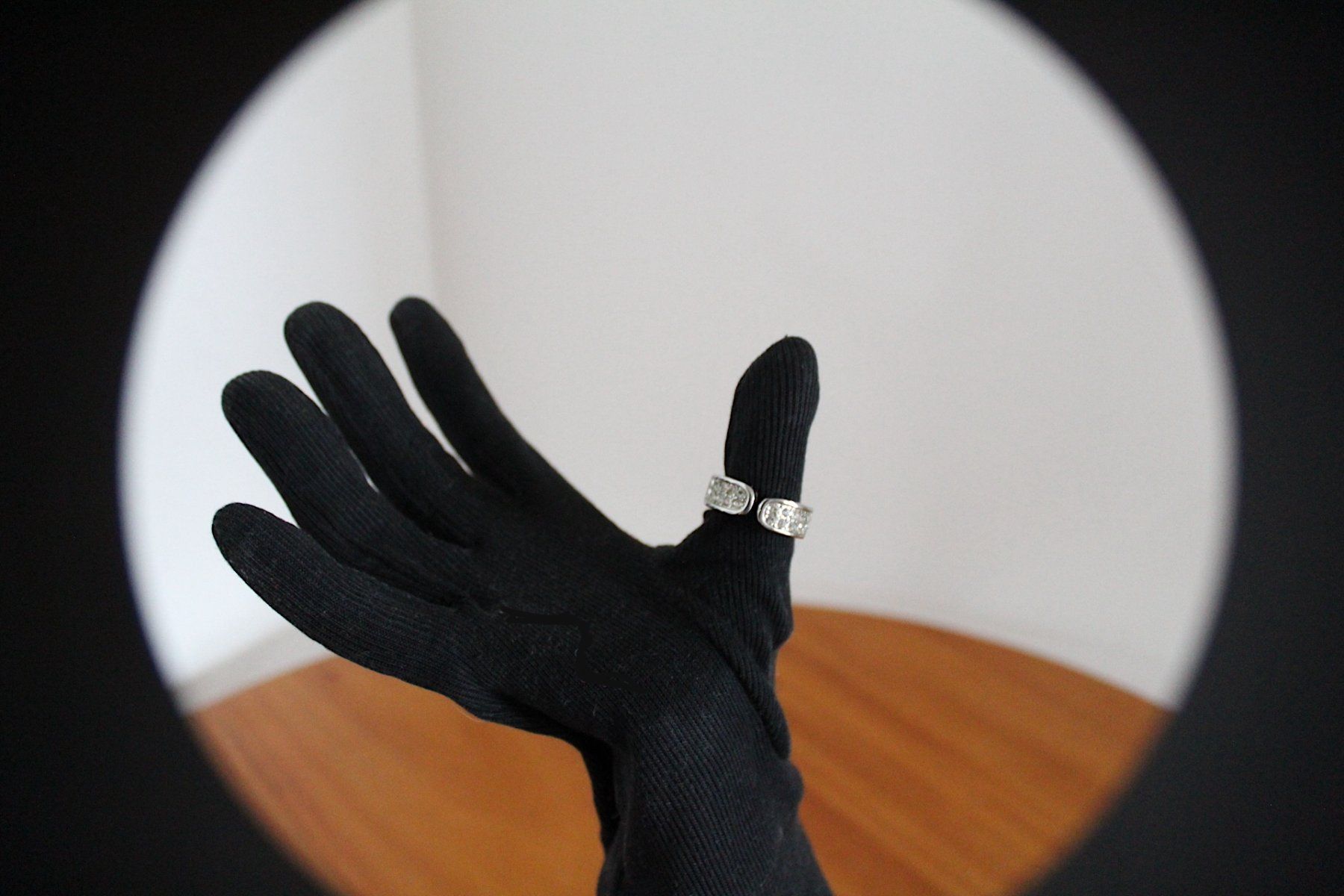 Anelli: Ring mit Strasssteine, Gr. 60 - 19 mm – Usato da Locarno venduto da madame-tus-sauds 1