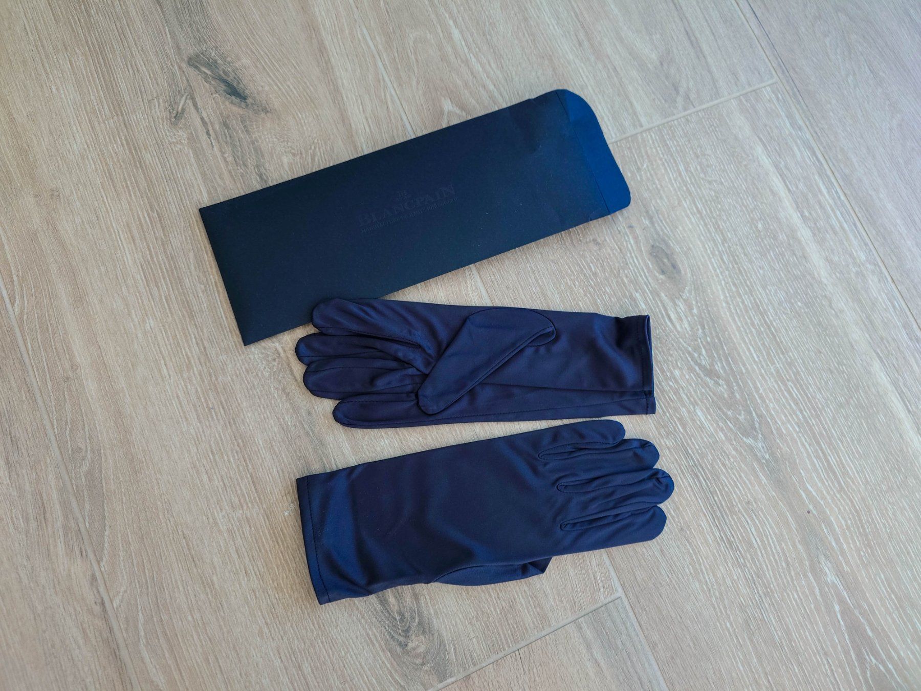 Blancpain Uhren: Blancpain gloves – Neu (gemäss Beschreibung) aus Epalinges von bracelet123