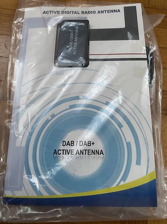 Technique de radiocom: Autoantenne DAB+ / FM Antenne – D'occasion à Volketswil par Ahot 1