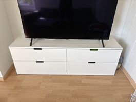 Schönes TV-Möbel