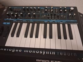 Novation bass station 2
