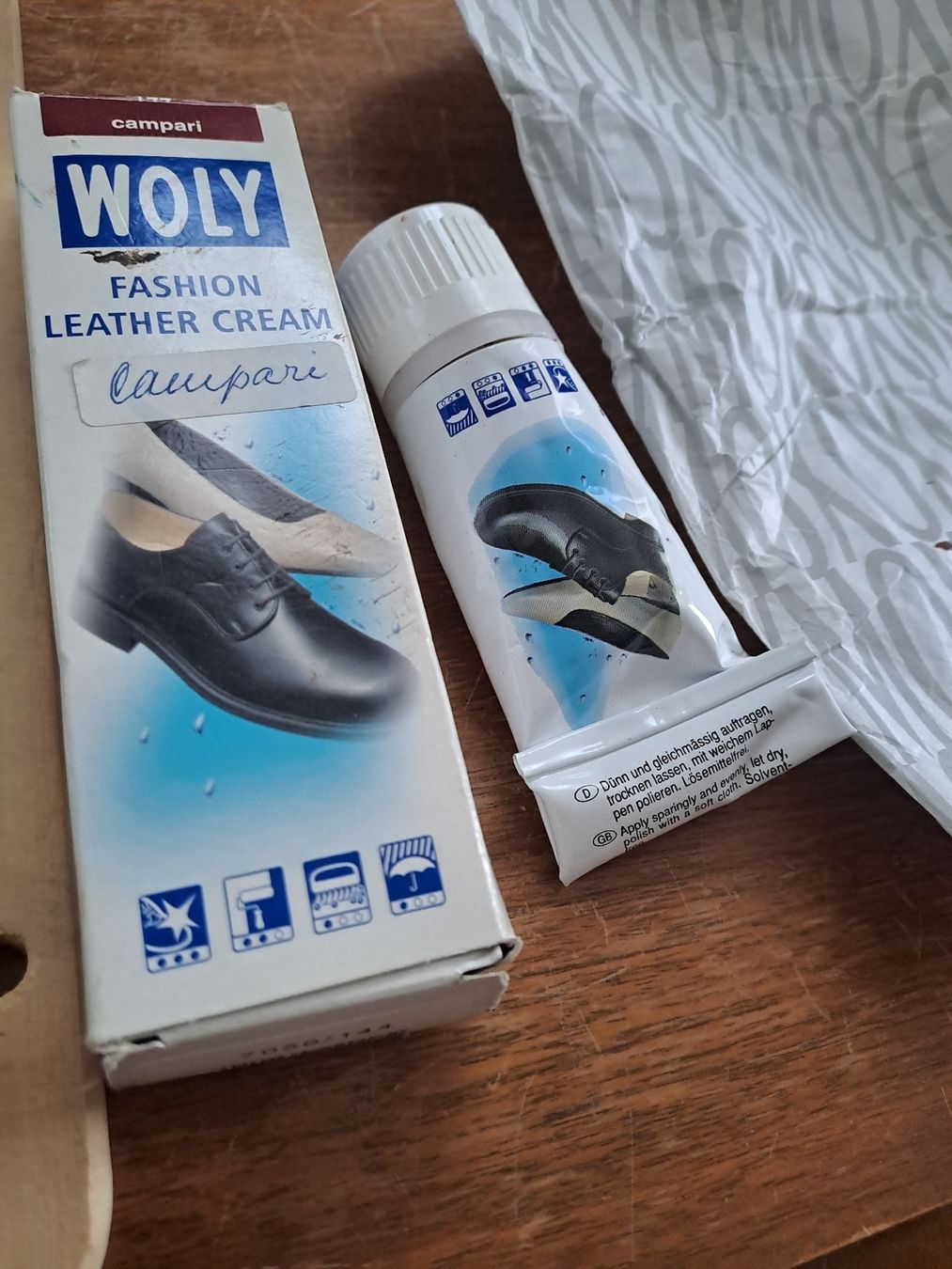 Sonstiges für Büro & Gewerbe: Wooly Faahion Leather cream – Gebraucht aus Zürich von Schoebi19 3
